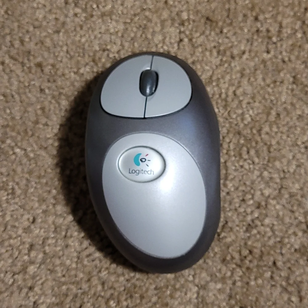 Logitech cordless freedom optical - cordless keyboard and optical mouse